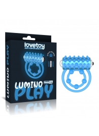 Голубое, светящееся в темноте виброкольцо Lumino Play Vibrating Penis Ring - Lovetoy - в Новомосковске купить с доставкой